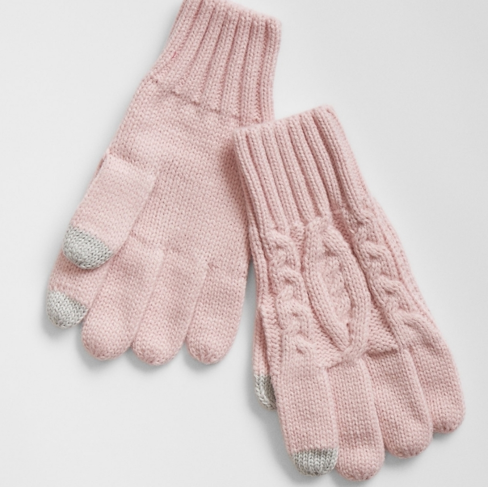 👀50% OFF👀 NWT‼️ Girl's GAP brand Tech Cable Knit Mittens